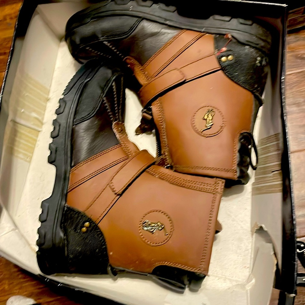 Polo boots